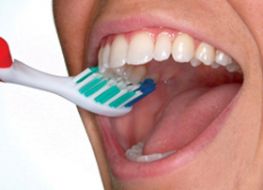 Πώς να βουρτσίζετε αποτελεσματικά τα δόντια σας